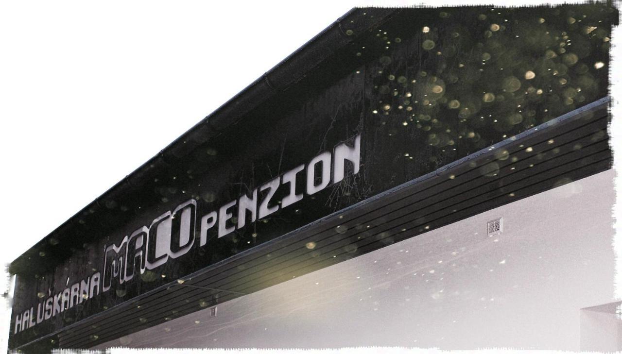 Penzion Maco Buchlovice Extérieur photo